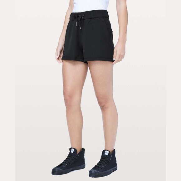 Lululemon Athletica Black Woven On The Fly Short Size 4 - 2863 - Picture 2 of 11